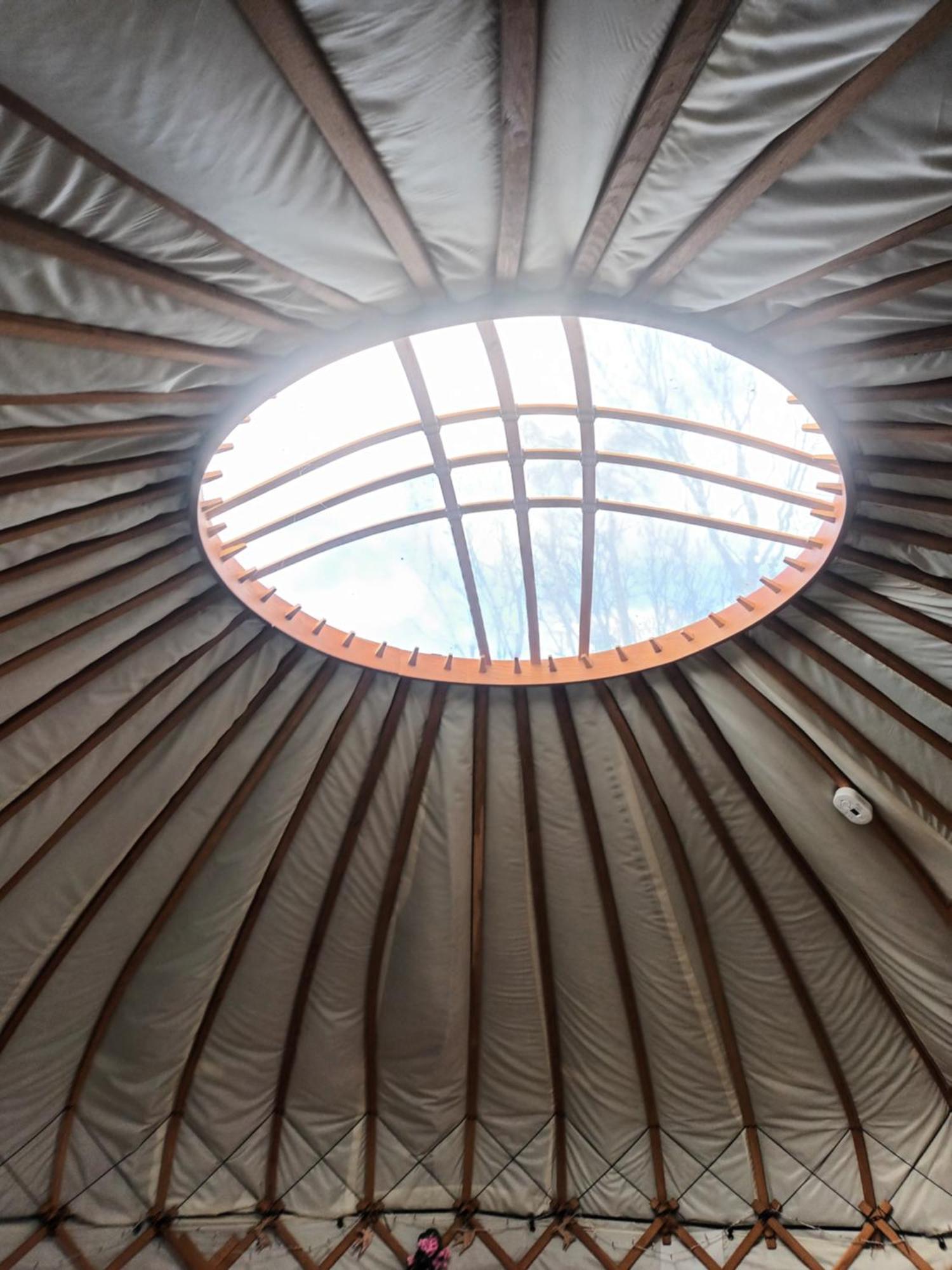 Gingerbread Cottage Yurts Dereham Extérieur photo